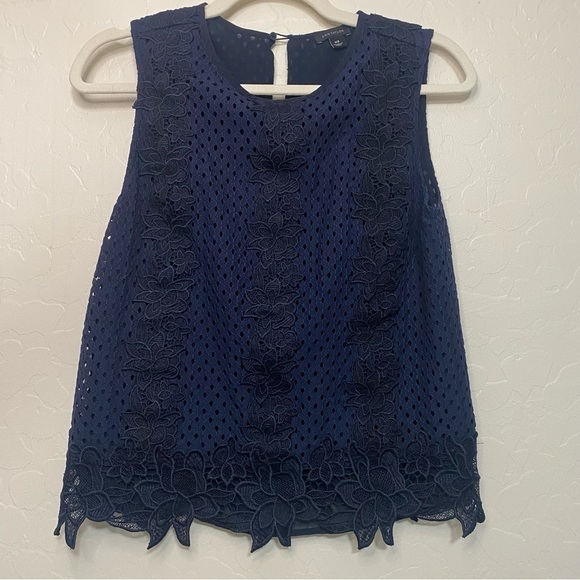 Ann Taylor Navy Lace Eyelet Overlay Floral Embroidered Sleeveless Blouse Size XS - Picture 4 of 9